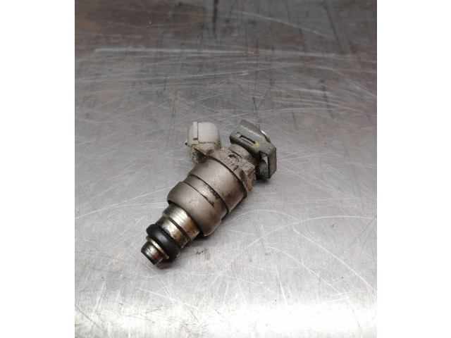 Форсунка MR988977 Mitsubishi Lancer X