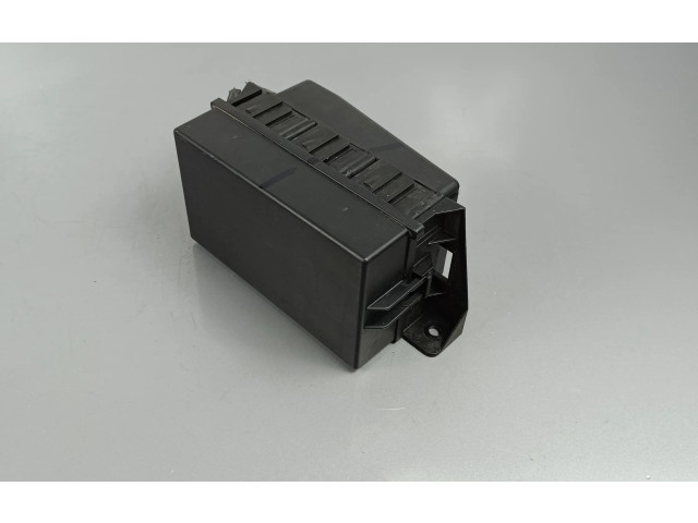 Блок предохранителей    Jeep Grand Cherokee    