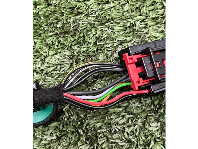 Зеркало электрическое Skoda Karoq 2017 - года