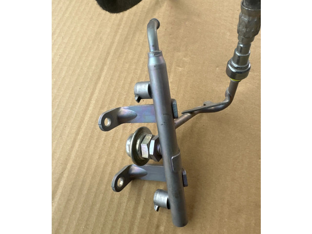 Vstřikovací lišta 17535AA800 Subaru BRZ