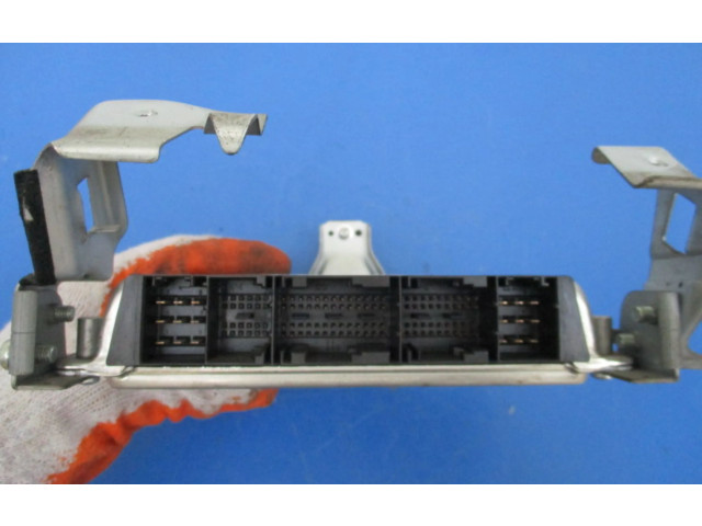 Řídící jednotka Toyota Yaris Verso 2005