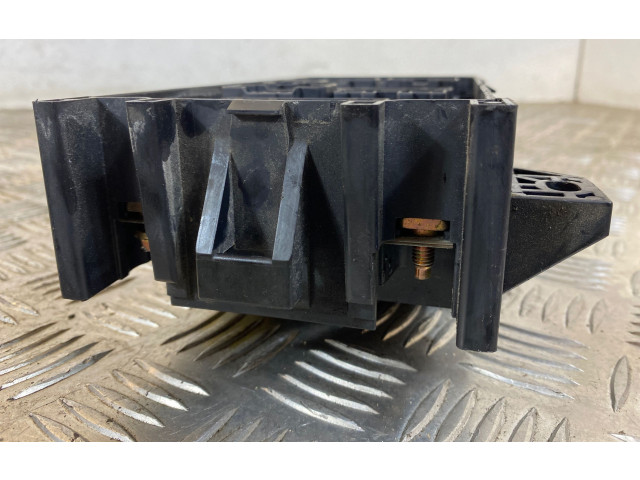 Блок предохранителей 911603E040, 10021007013 KIA Sorento