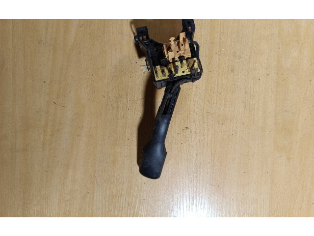 Ручка стеклоочистителей 8D9953503   Audi A6 S6 C4 4A