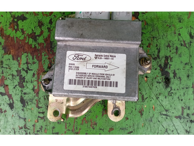 Блок подушек безопасности    Ford Explorer