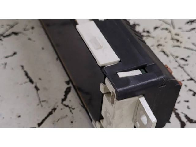 Дисплей    9663205580-01   Peugeot 207