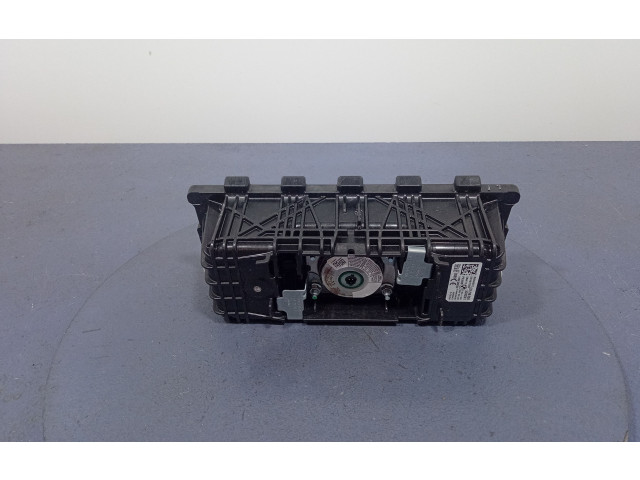 Подушка безопасности пассажира 6804063, 6804063   BMW M4 F82 F83