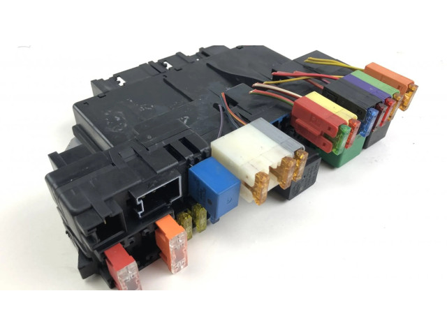 Блок предохранителей 10091518, A2305451532 Mercedes-Benz SL R230