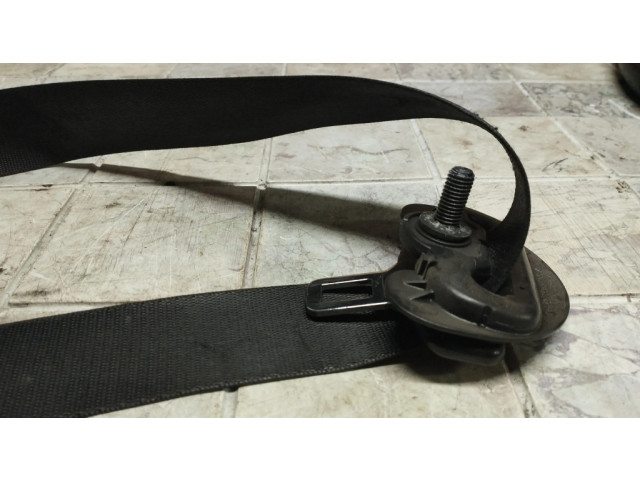 Передний ремень безопасности