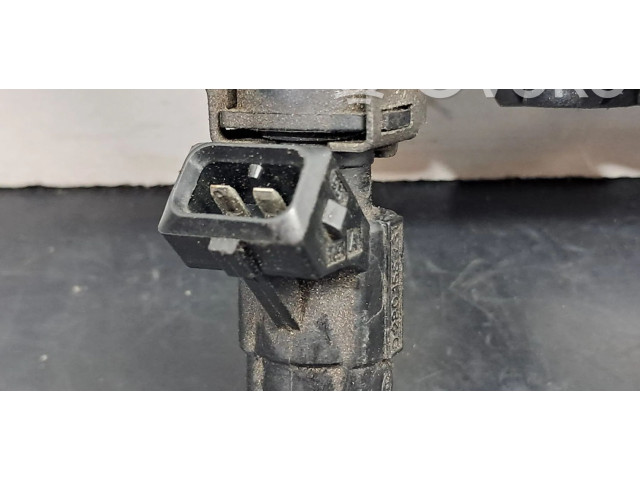 Топливная рампа 030133319L   Volkswagen Polo III 6N 6N2 6NF   для двигателя AFH