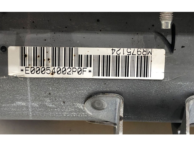 Подушка безопасности пассажира Mitsubishi Outlander