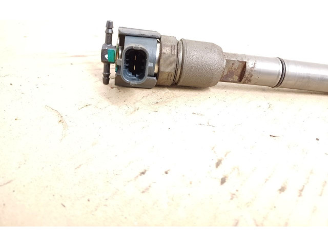 Форсунка 338002A900    KIA Ceed  D4FB 