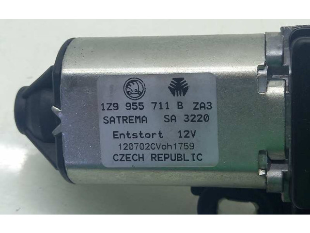 Моторчик заднего дворника 1Z9955711C, 1Z9955711B    Skoda Octavia Mk2 (1Z)