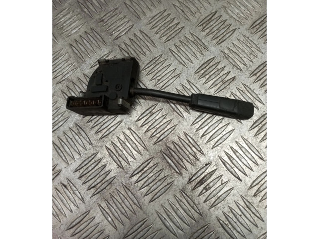Ручка стеклоочистителей Renault Trafic I