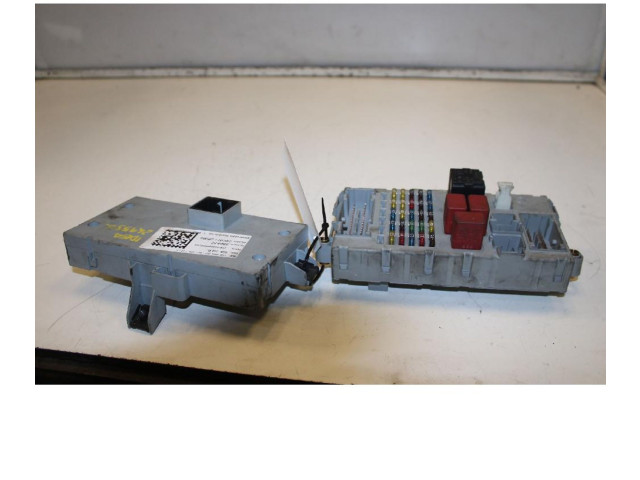 Блок предохранителей 51732919 Fiat Idea