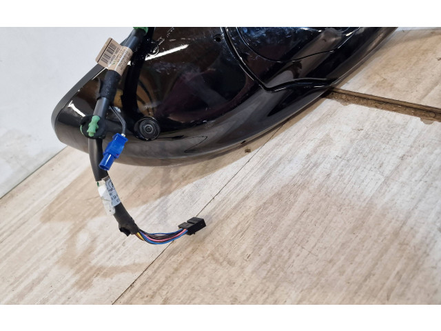 Zpětné zrcátko Lamborghini Urus 2021 4ML857409