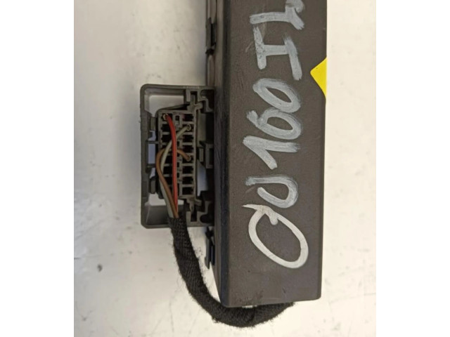 Блок предохранителей Seat Ibiza II (6k)