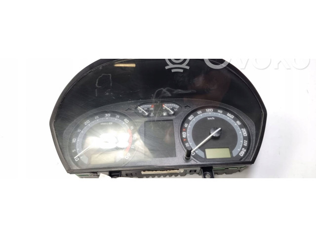 Панель приборов 6Y0920882E Skoda Fabia Mk1 (6Y)