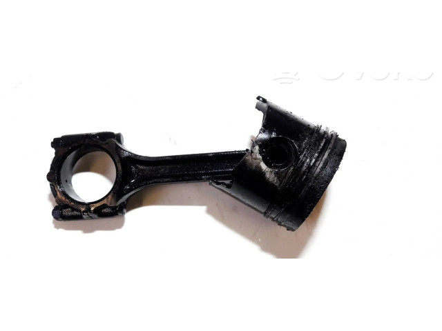 Поршень с шатуном Mitsubishi Galant для дизельного двигателя 2.0