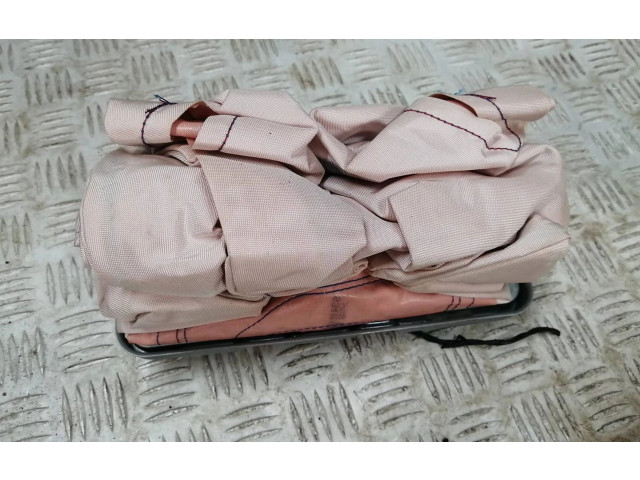 Подушка безопасности пассажира    Dacia Duster