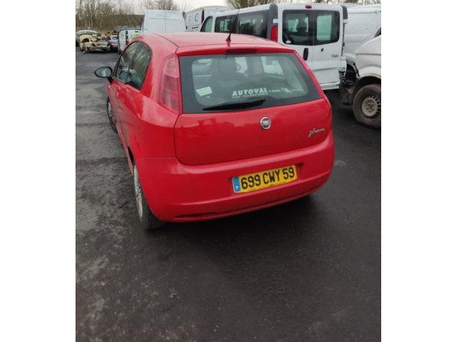 Моторчик заднего дворника 0000051757867 Fiat Grande Punto