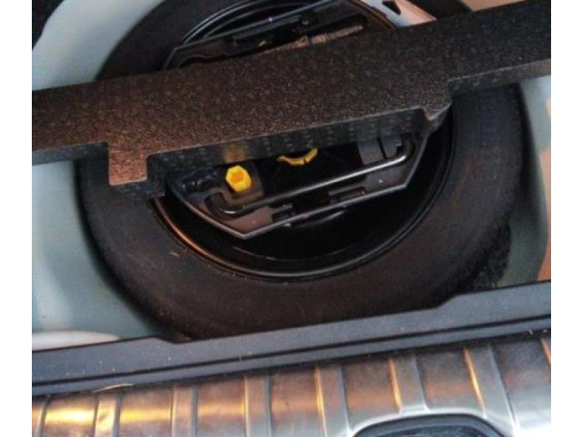 Блок АБС 1611747080   Peugeot  2008 I  2013 - 2019 года