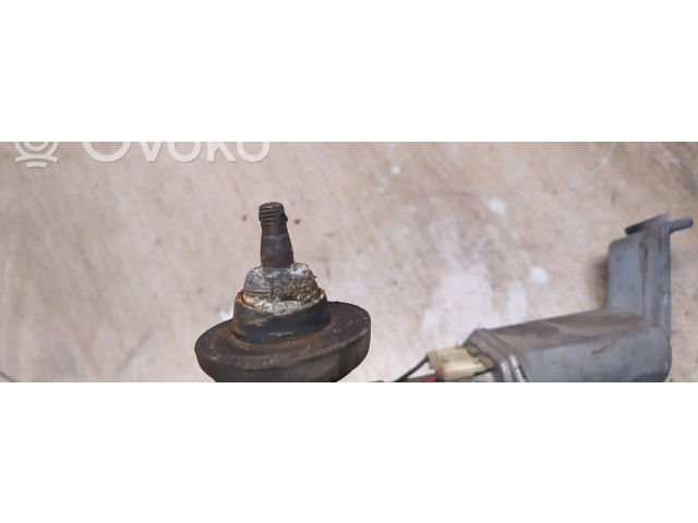 Моторчик заднего дворника 34847581 Mazda Premacy