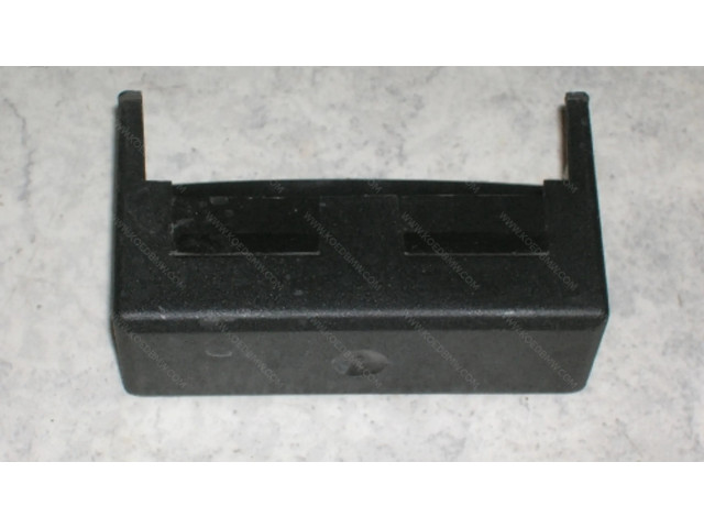 Pojistková skříňka 12631735752 BMW 3 E36 1995