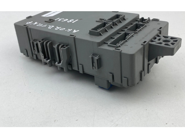 Блок предохранителей TL4G210, 090903 Honda Accord