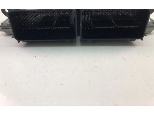 Блок управления двигателем Блок управления 32242005   Volvo XC90