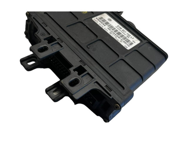 Блок управления коробкой передач 01M927733LT, 5WK33576K01 Volkswagen Golf IV
