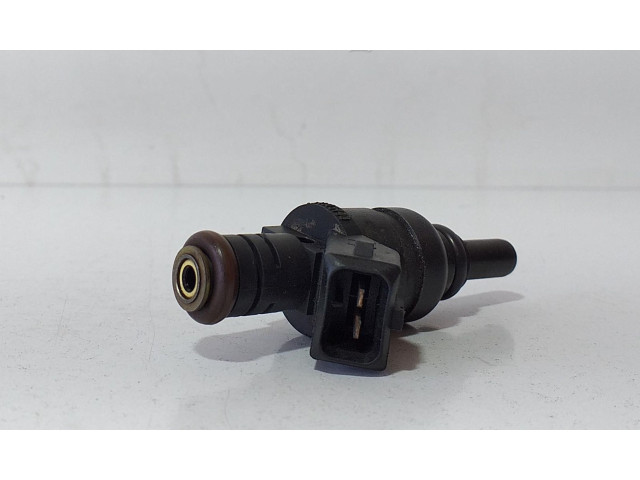 Форсунка 06A906031D, 70741 Audi A3 S3 8L APG