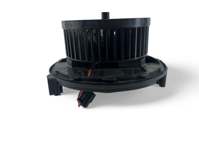 Вентилятор печки    5Q1819021A   Volkswagen Golf VII