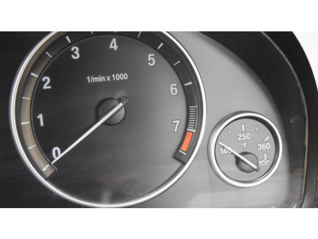 Přístrojová deska BMW X5 F15 2013 9348713