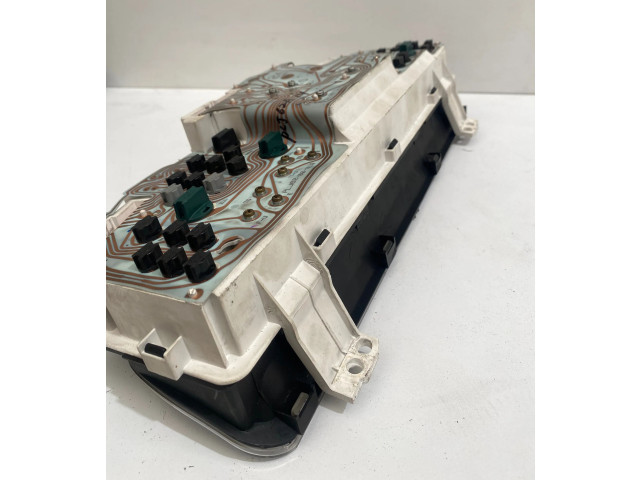 Панель приборов GC5JC, PLJ620001A   Mazda 626       