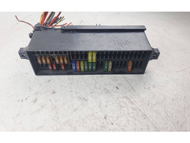 Блок предохранителей  6R0937615A, 340005320755   Volkswagen Touran II    