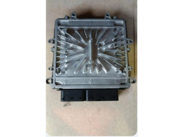 Блок управления двигателем Блок управления 30729826A Volvo XC90