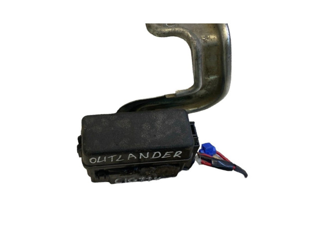 Блок предохранителей 3606NA, 7596NA Mitsubishi Outlander