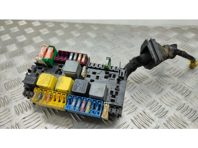 Pojistková skříňka 2469060093 Mercedes-Benz A W176 2013