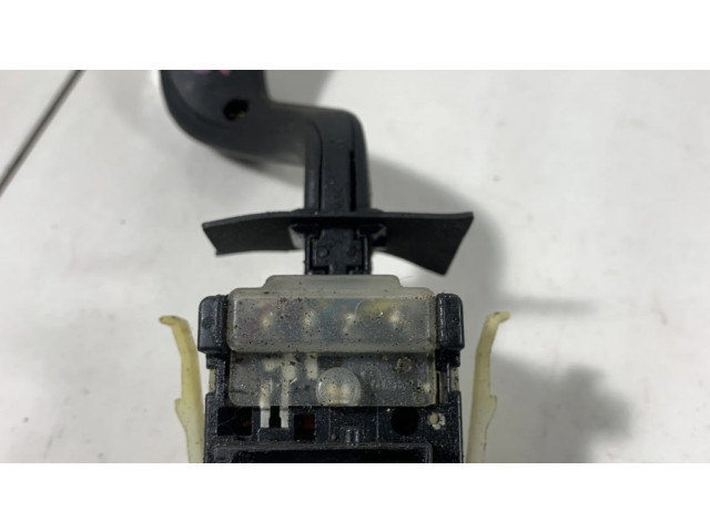 Ручка поворотов/ фонарей