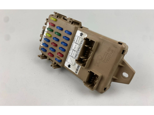 Блок предохранителей  610125   Subaru Forester SG    