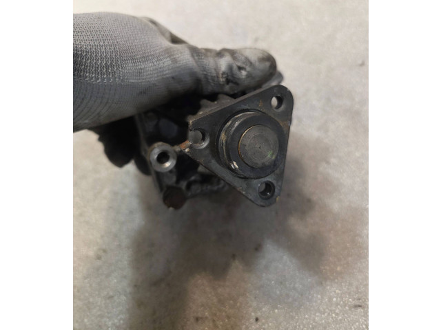 Насос усилителя руля 048145155f Audi A6 S6 C4 4A