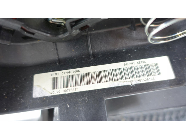 Руль Volvo XC90  2003 - 2006 года 30723428      