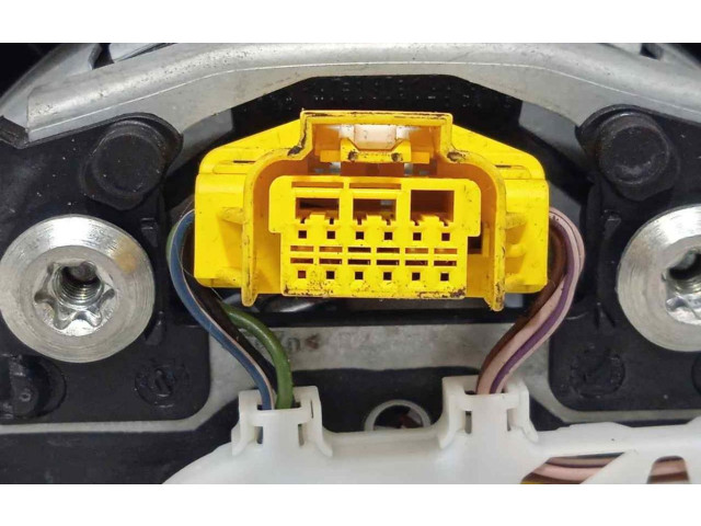 Подушка безопасности водителя 5G0880201C   Volkswagen PASSAT