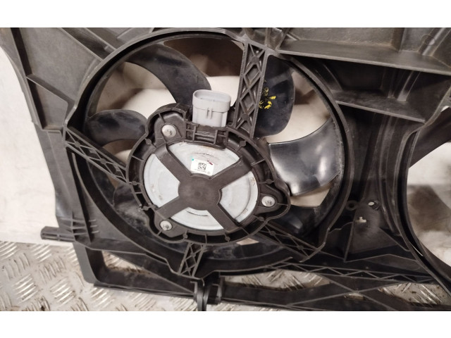 Вентилятор радиатора     214816680R, 93868357    Renault Trafic III (X82) 