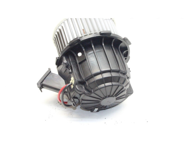 Вентилятор печки 8T2820021 Audi Q5 SQ5