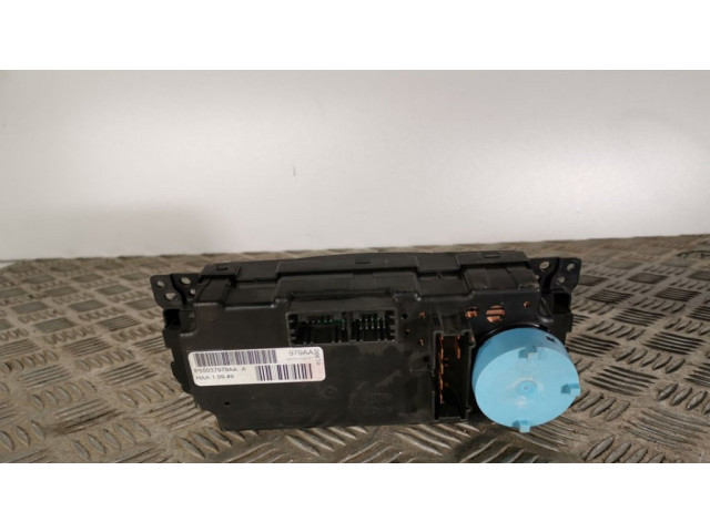 Блок управления климат-контролем P55037979AA   Jeep Grand Cherokee (WK)