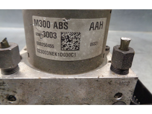 Блок АБС 95963003, 688250455   Chevrolet  Spark   -  года