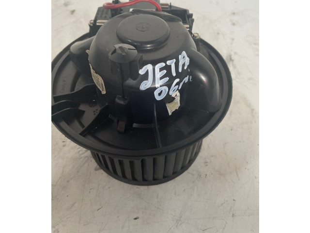 Вентилятор печки    35987694C   Volkswagen Jetta V