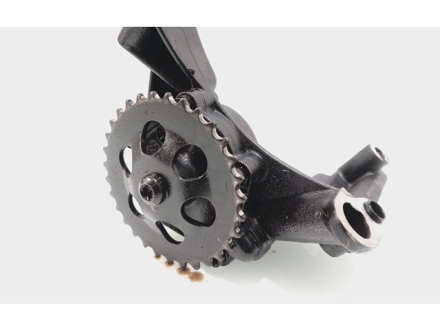 Масляный насос   06a115105, 670815552  Volkswagen PASSAT B5 