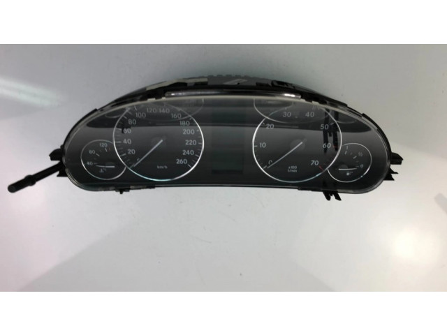 Přístrojová deska Mercedes-Benz C AMG W203 2005 A2035404547